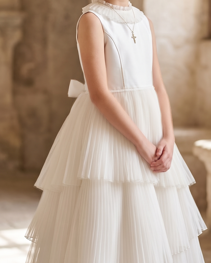 Abito Comunione Bambina – Balze Asimmetriche Organza Plissé e Shantung di Seta Bianco Tg. 85