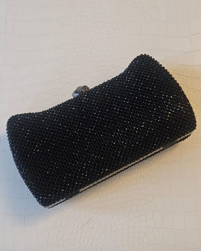 Pochette da Cerimonia in Tessuto Nero con Rete di Perline e Chiusura Canna di Fucile