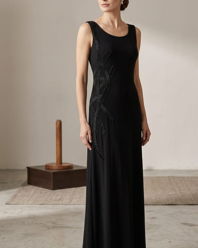 Abito Lungo Donna Nero Scampanato con Ricamo di Pietre – Elegante e Sobrio tg 42