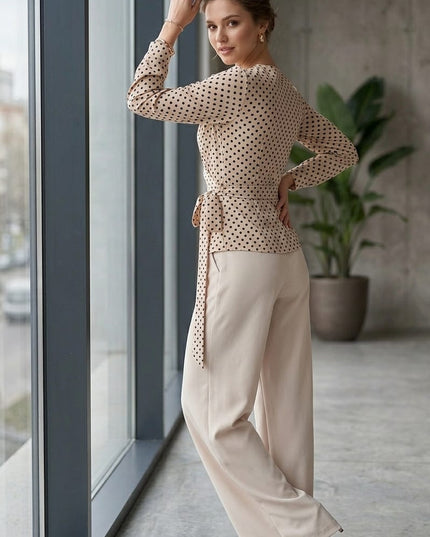 Iciar Candela, Camicia a Portafoglio