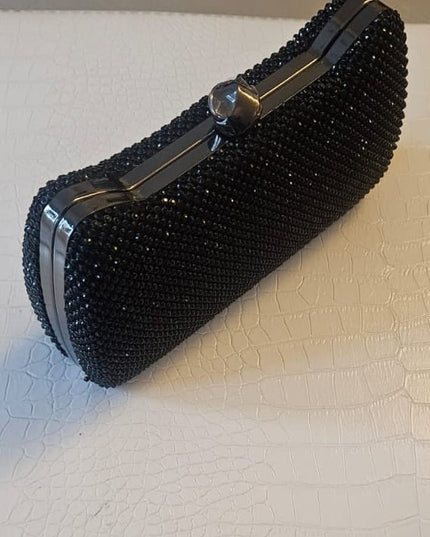 Pochette da Cerimonia in Tessuto Nero con Rete di Perline e Chiusura Canna di Fucile