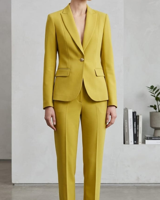 Completo Giacca Essenziale e Pantalone Sigaretta Giallo Ocra – Art. 0668 – Tg. 42