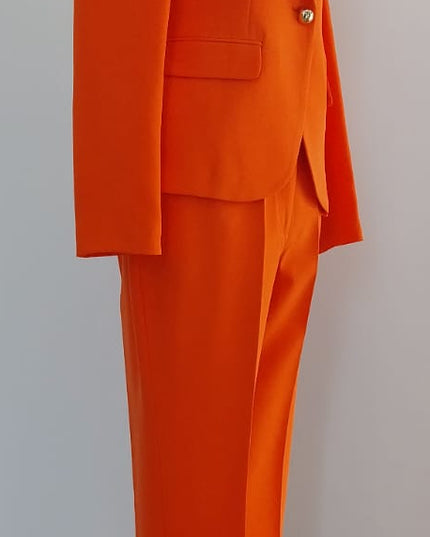 Tailleur Donna Arancio in Viscosa Giacca Essenziale e Pantalone Sigaretta – Art. TU06 – Tg. 44